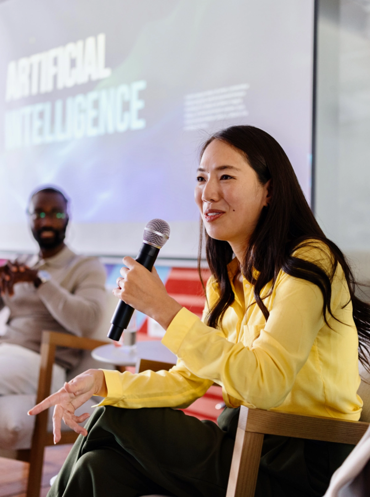 2025年面向企业高层的AI指南:从战略到执行 以人工智能制胜报告(英文版)-IMD_第2页