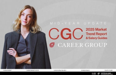 2025年中市场趋势报告与薪资指南