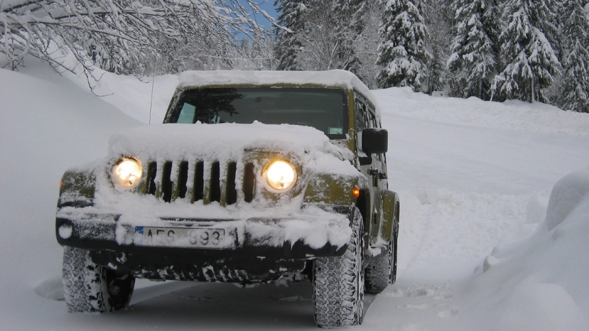 全新一代牧马人上市整合营销方案_第3页