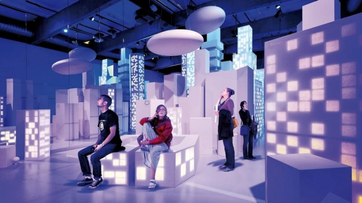 160份地产商场广场网红拍照打卡主题引流创意形式样式合集方案_第10页