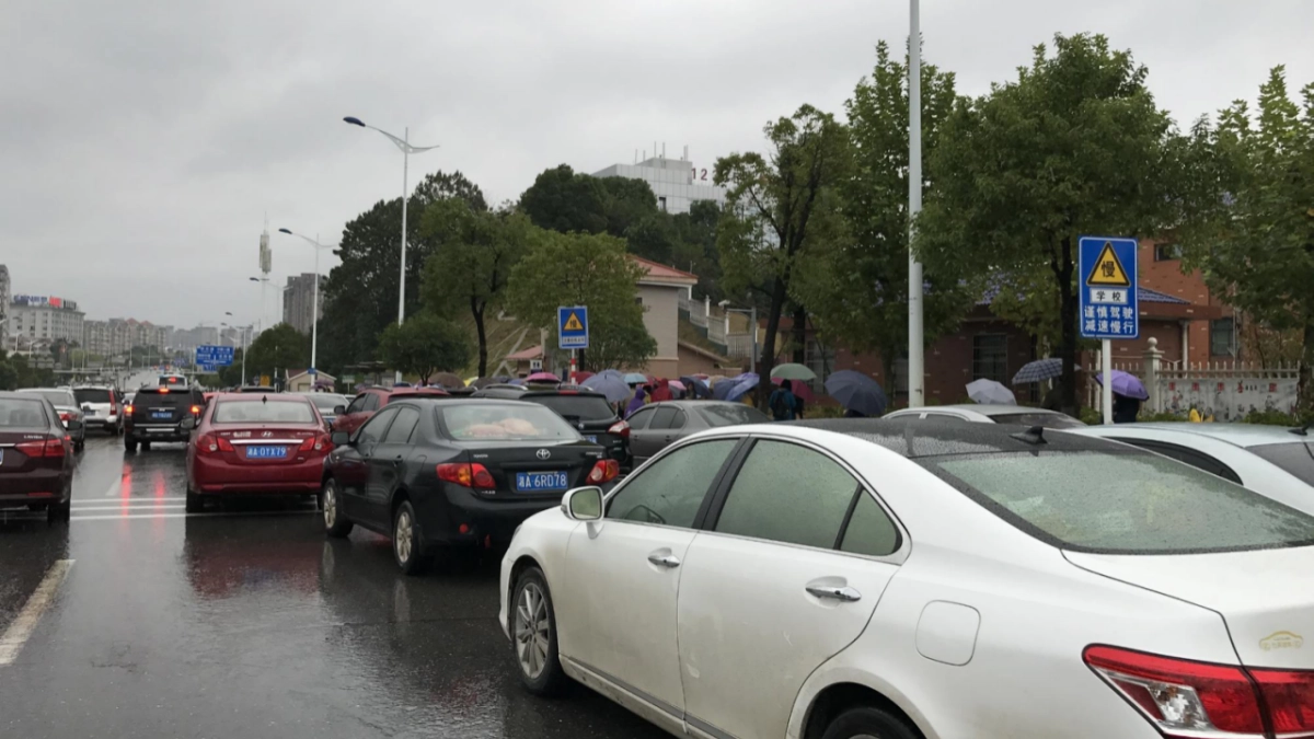 大拿中国-福晟集团兴汝金城年项目入市形象建立及推广策略提报_第6页