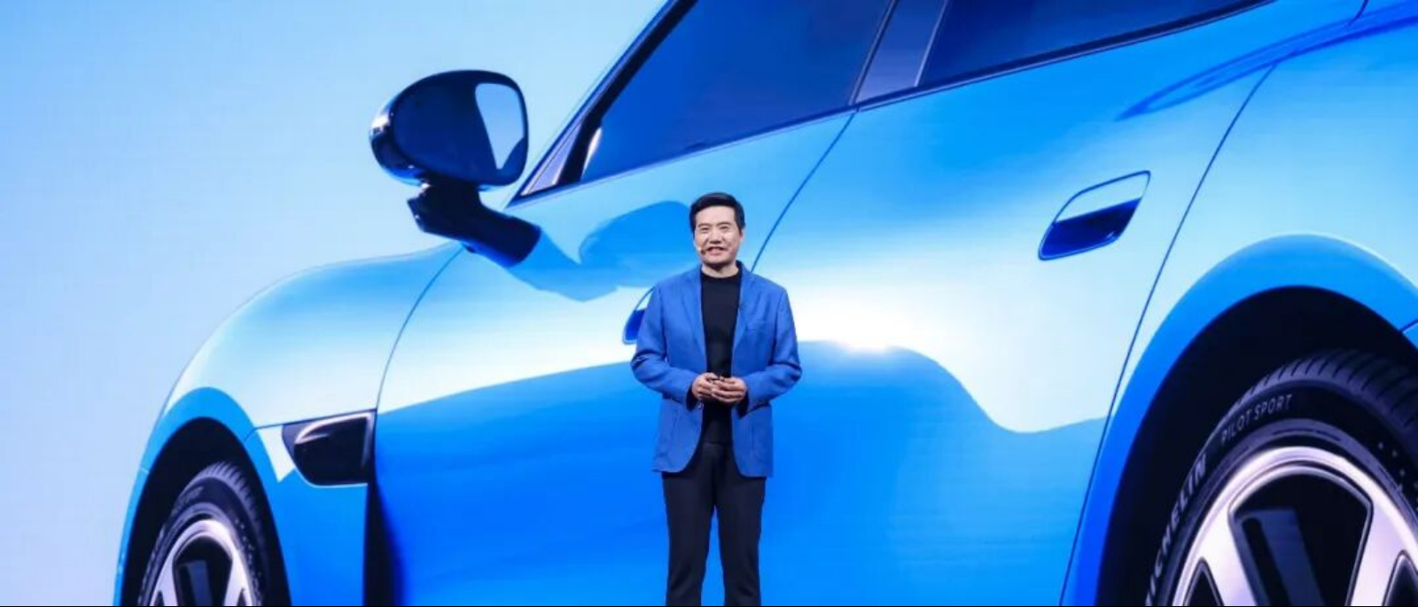 2026小米新一代SU7发布会png.pptx_第2页